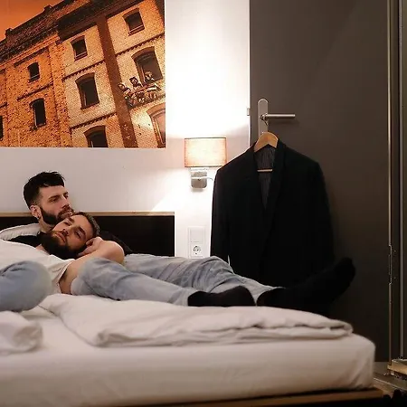 شباب بفيفيربيت *